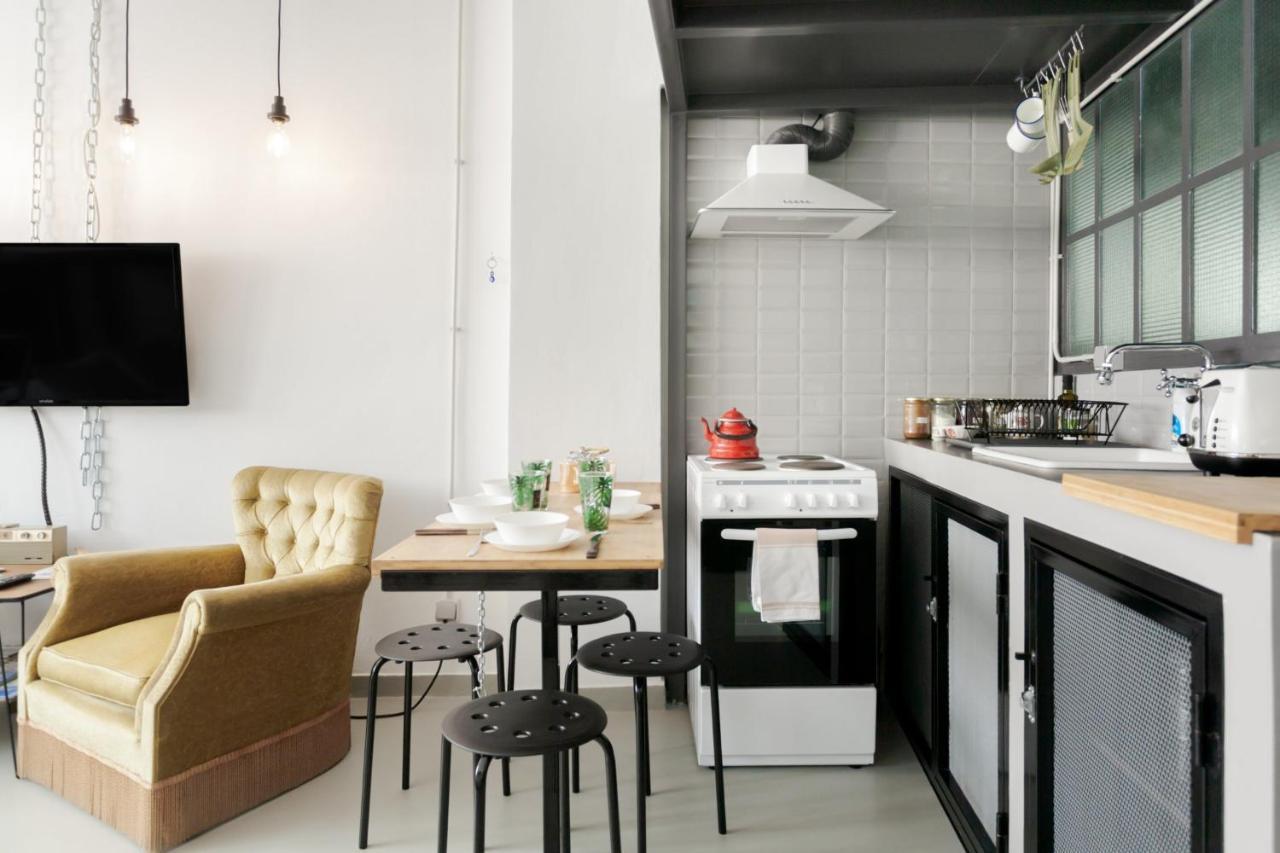 Monastiraki Factory Citycenter- Unspoiled Athens Apartments Esterno foto