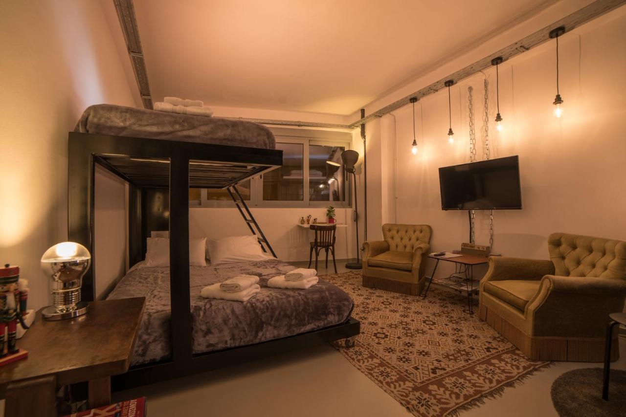 Monastiraki Factory Citycenter- Unspoiled Athens Apartments Esterno foto